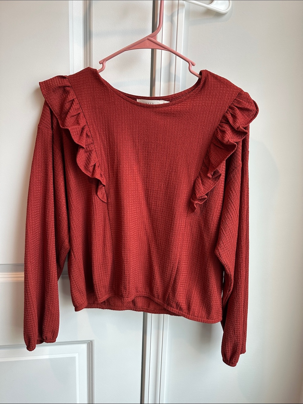 Ruffled Long-Sleeve Waffle Knit Top - Rust Red